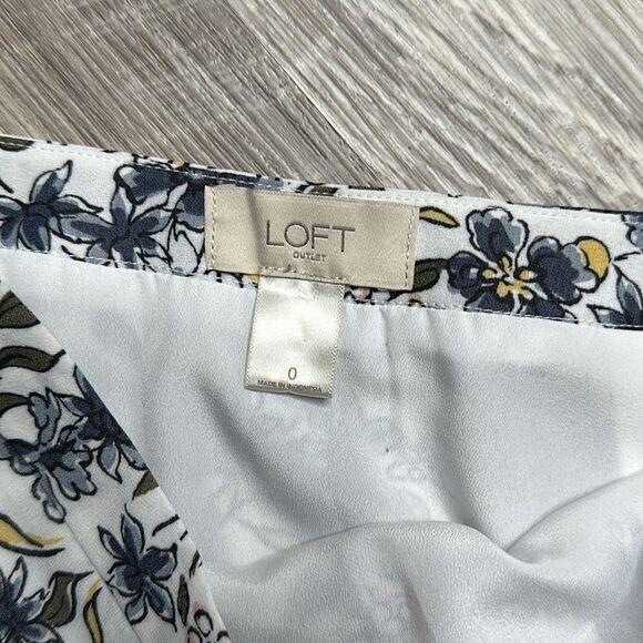 Loft floral layered skirt | size 0 | 18.5” length | New w/o tags (1556) - Picture 6 of 10